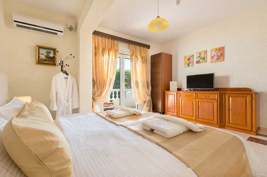 Villa_Small_Paradise_Rhodes_third_bedroom_3